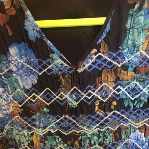 DuJour Boho Top - Picture 3 of 10